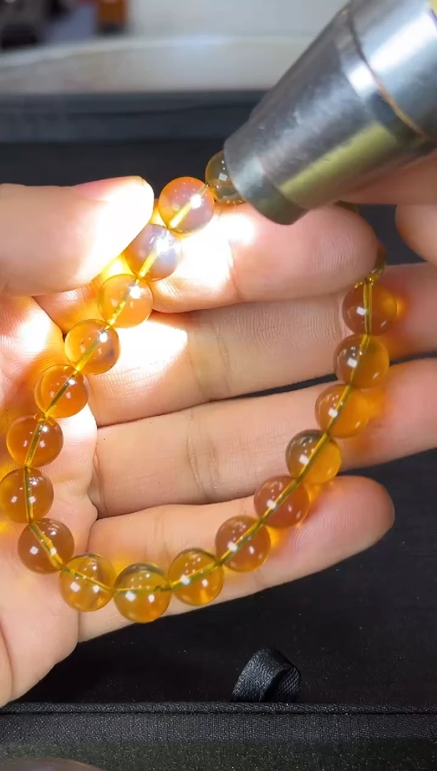 缅甸天然琥珀手链