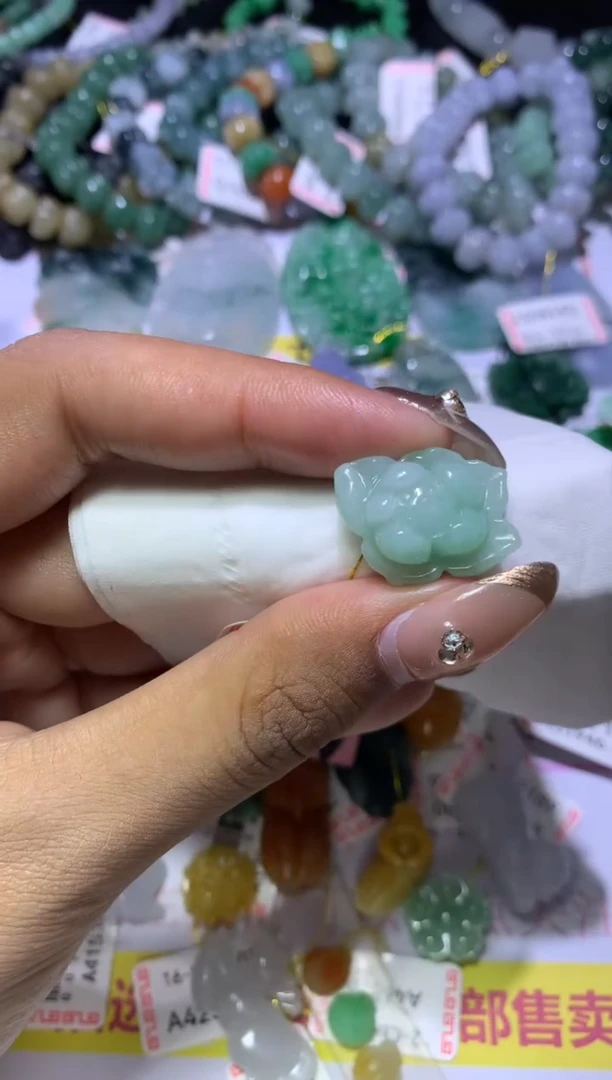 【闪购商品】翡翠挂件未镶嵌MJX032283