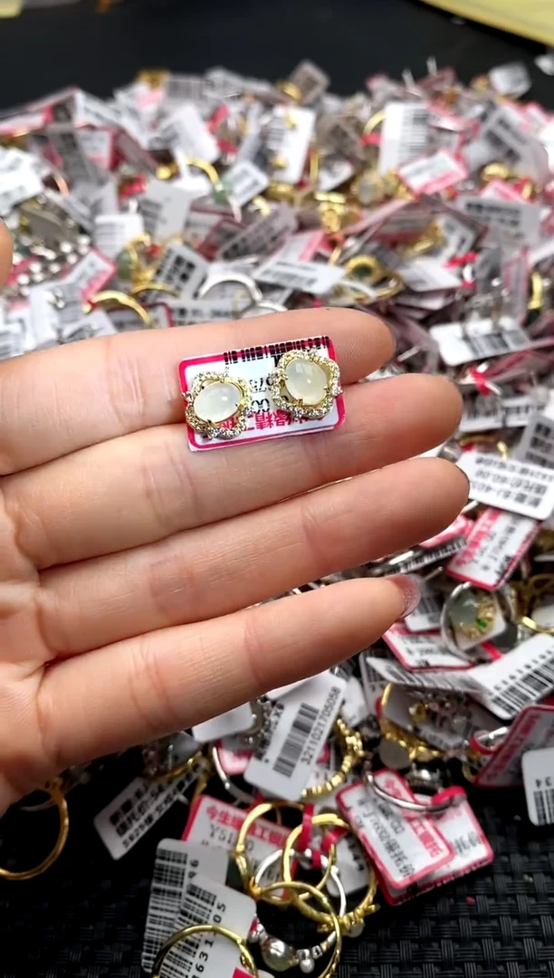 【闪购商品】翡翠戒指银S925镶嵌11111111     5