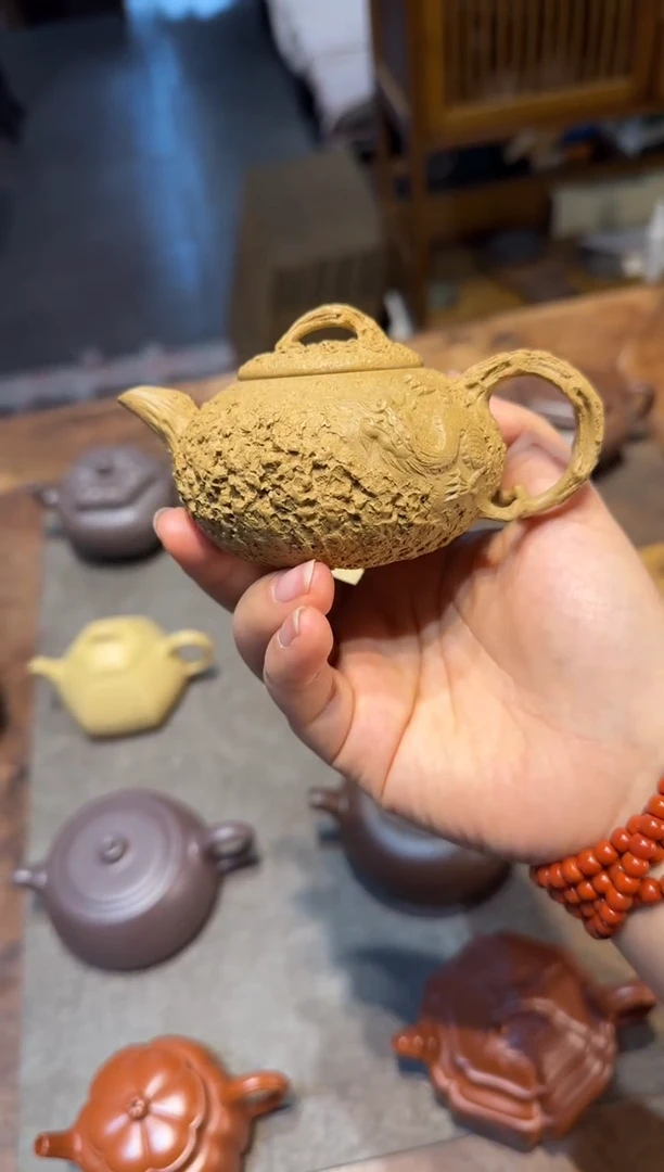 茶壶紫砂佳隐龙供春 黄金段