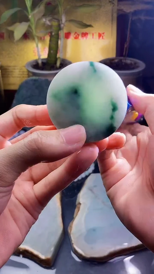 未镶嵌挂件翡翠小雨81