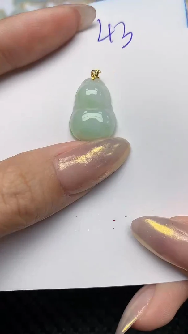 【闪购商品】翡翠颈饰未镶嵌天然翡翠A货