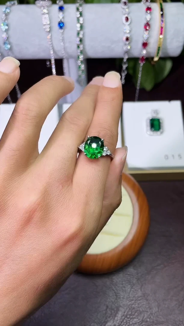 合金合成钻石绿宝戒指