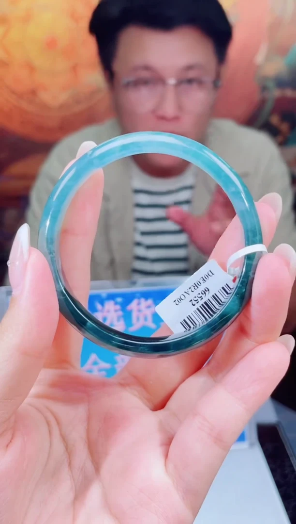 颈饰未镶嵌翡翠翡翠多样性发其一
