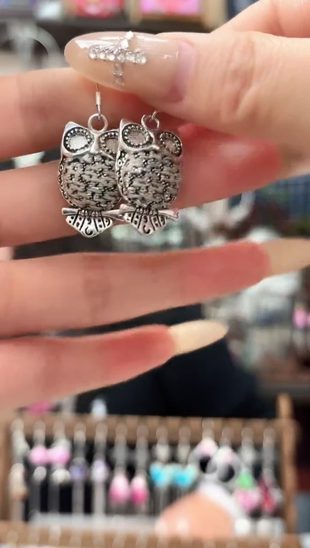 织绣民族风非遗老绣苗银饰品657*