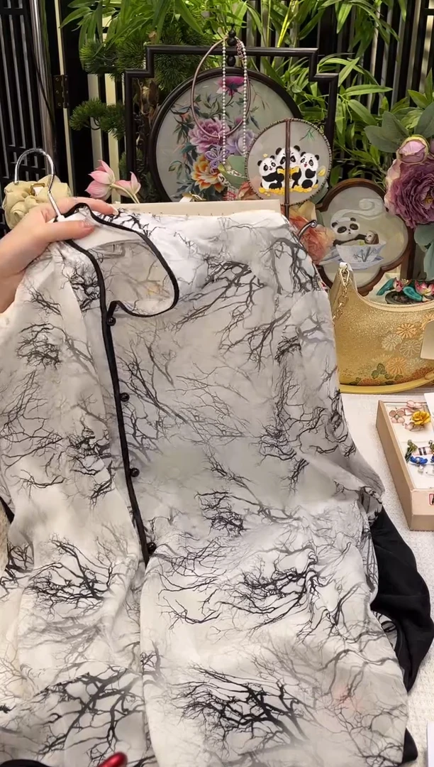 织绣?*?水墨防晒