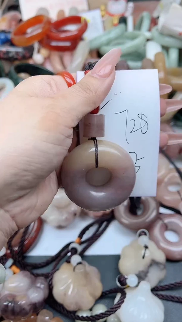 未镶嵌手镯石英质玉728