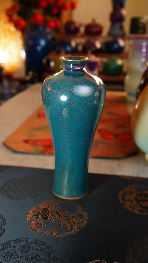 【闪购商品】瓷片304 绿 小花瓶 X