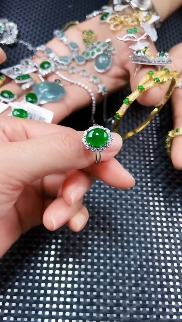 【闪购商品】翡翠戒指未镶嵌11111111