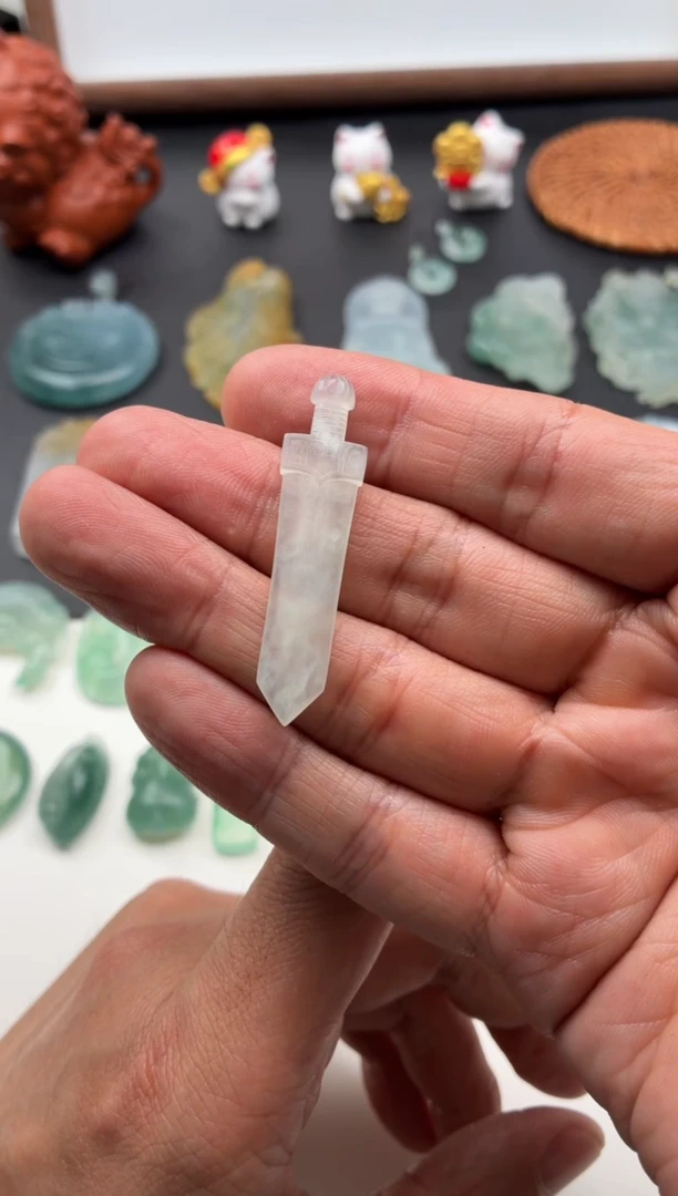 未镶嵌定制翡翠翡翠