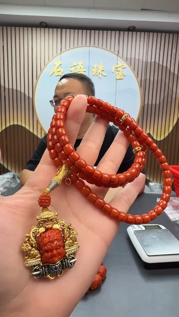 银S925镶嵌多圈南红玛瑙040ZB1128产品一个