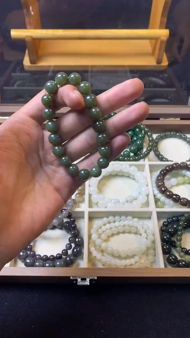 未镶嵌手串和田玉主播推荐！！