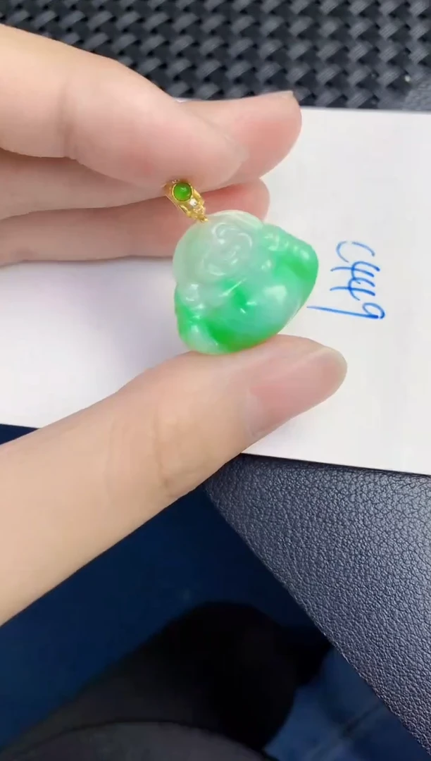 翡翠未镶嵌颈饰天然翡翠緬甸A貨