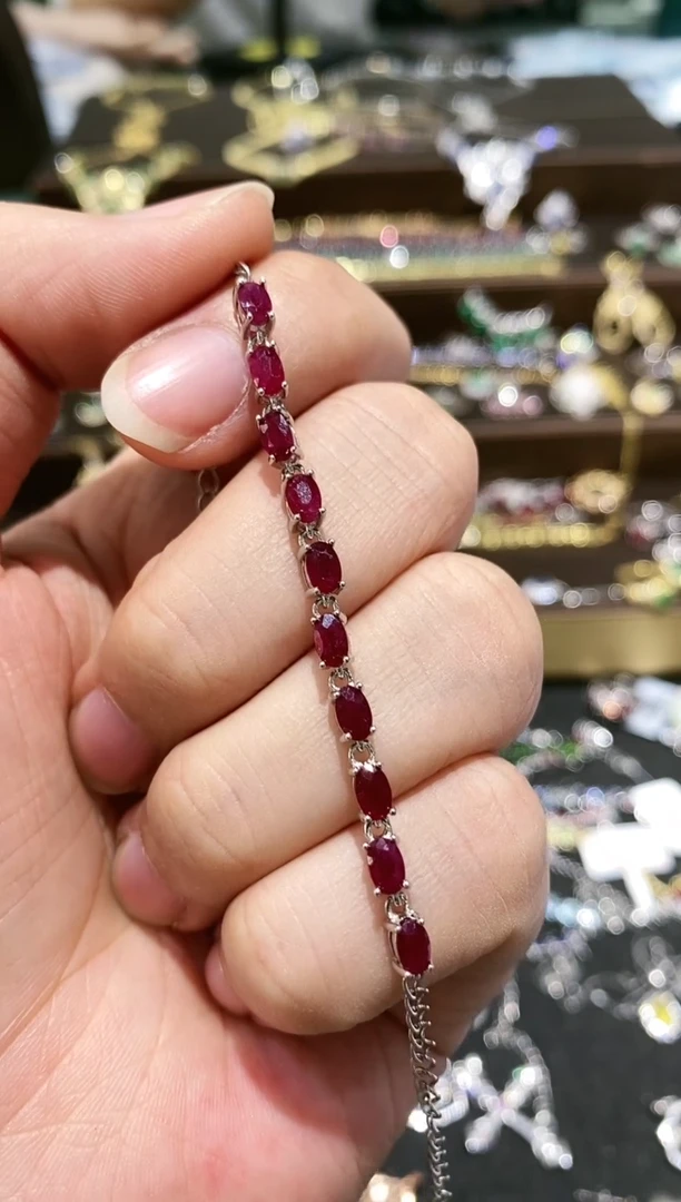 【闪购商品】红宝石手链银S925镶嵌手链