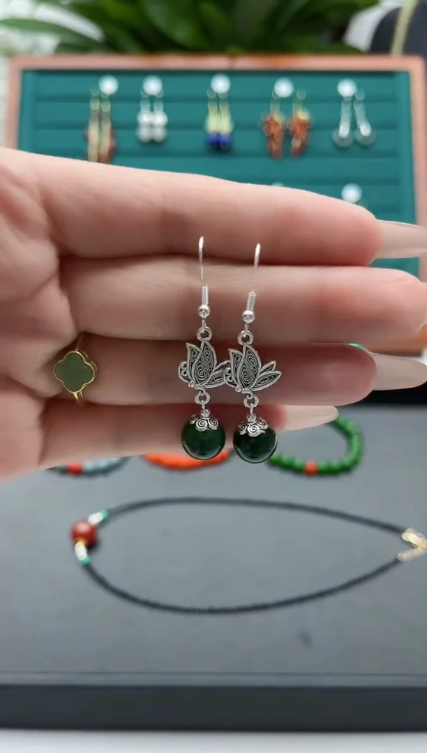 【闪购商品】石英质玉耳饰银S925镶嵌691