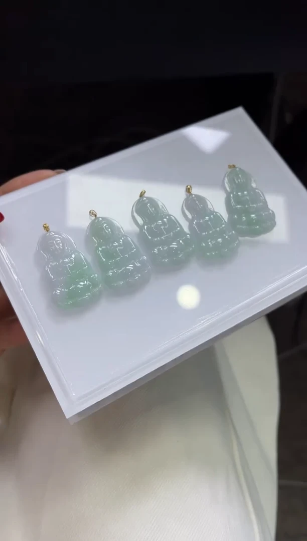 【闪购商品】翡翠颈饰18K金镶嵌L8多样性发一件/配绳子