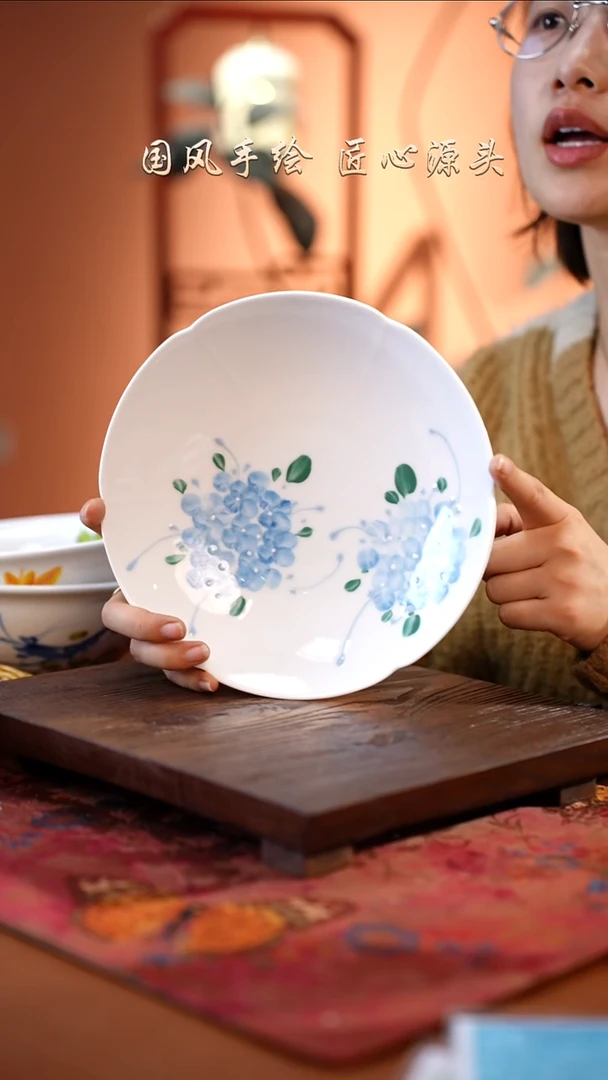 陶瓷水*水景德镇高温釉中彩餐具葵口盘直径21高5