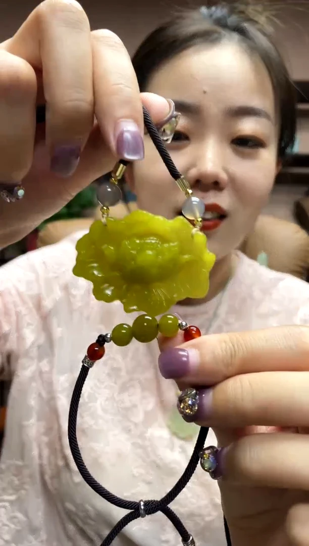 岫玉未镶嵌吊坠多样性发货其中发一