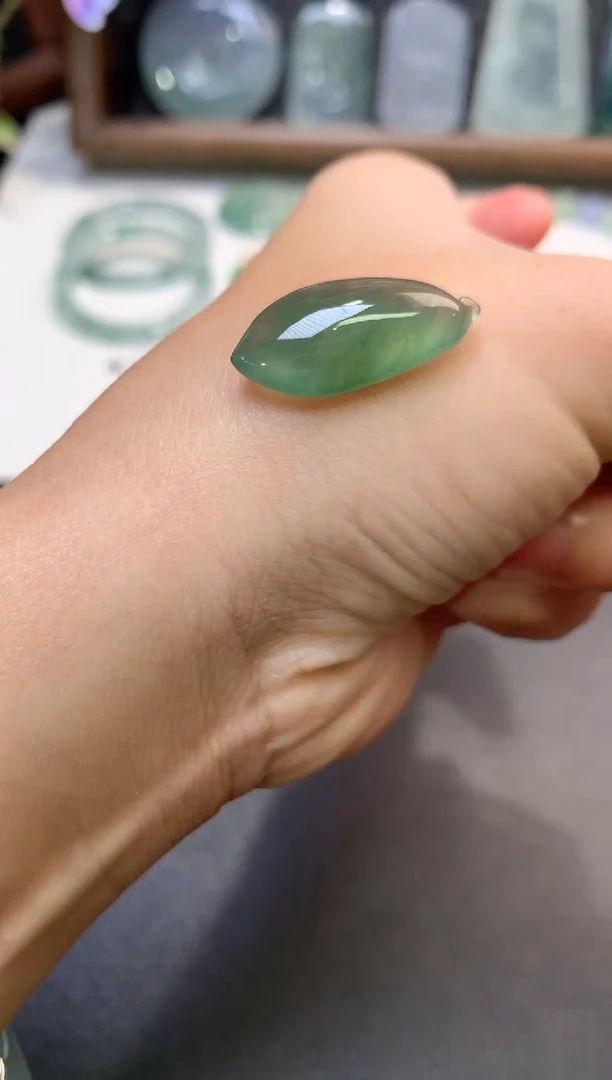 未镶嵌定制翡翠毛货23.8*11.6*5.5