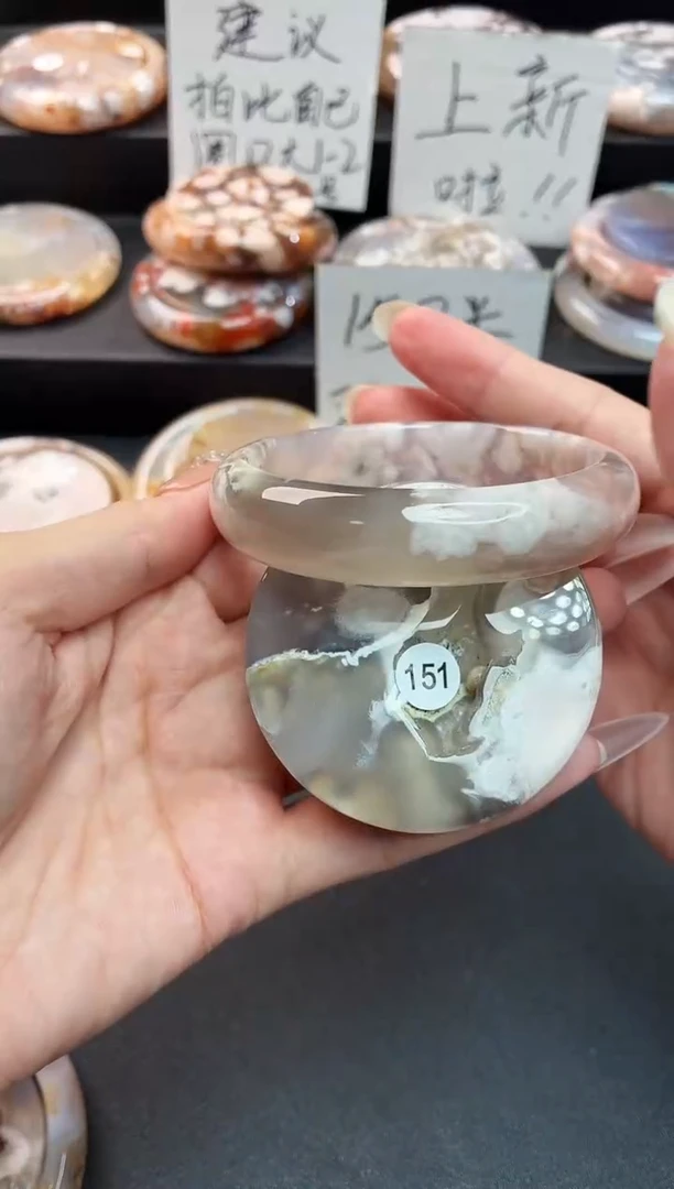 手镯玛瑙/玉髓未镶嵌石英质玉57圈(赠送镯心)圈口建议拍大