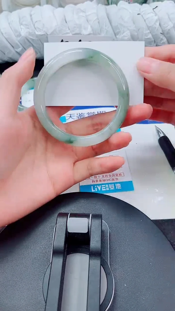 未镶嵌手镯石英质玉331-57/58