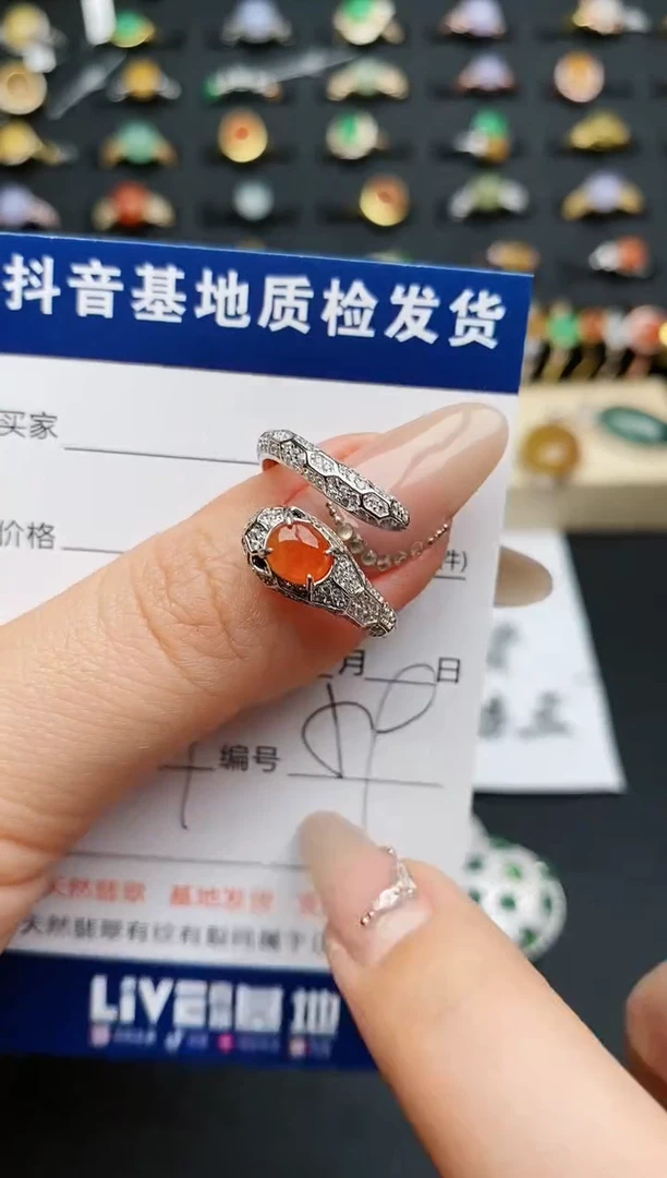 【闪购商品】翡翠戒指银S925镶嵌.............