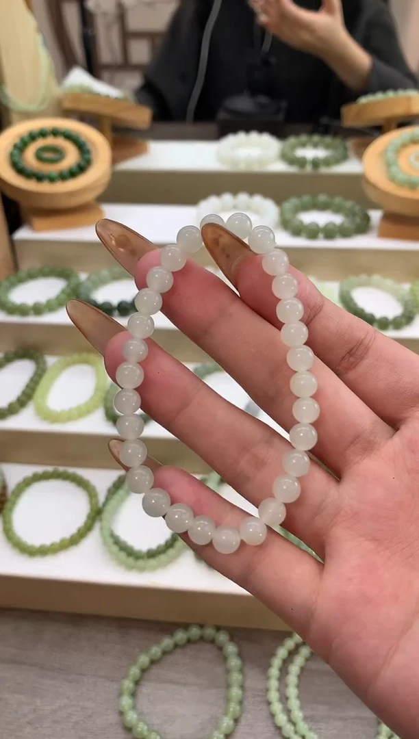 未镶嵌手串和田玉溜****️白玉