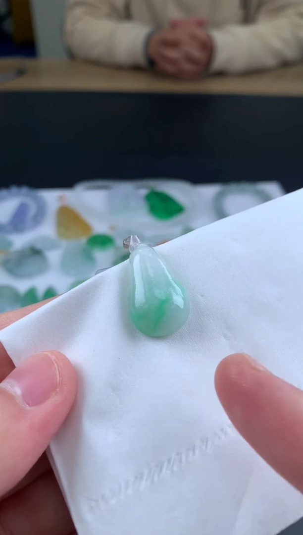 【闪购商品】定制翡翠未镶嵌翡翠