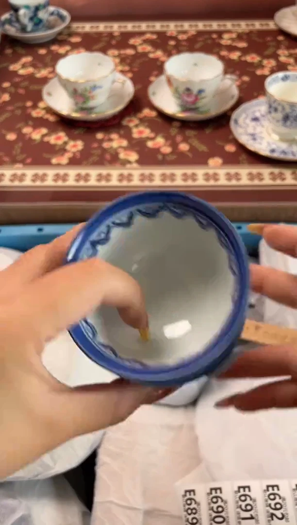 瓷片依*瓷器瓷器E688