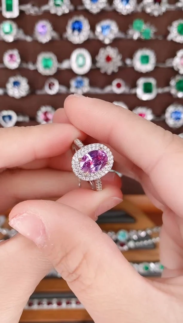 【闪购商品】彩色蓝宝石18K金戒指18K金镶嵌2.05克拉