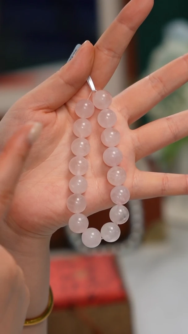 水晶手串未镶嵌（粉水晶）手串