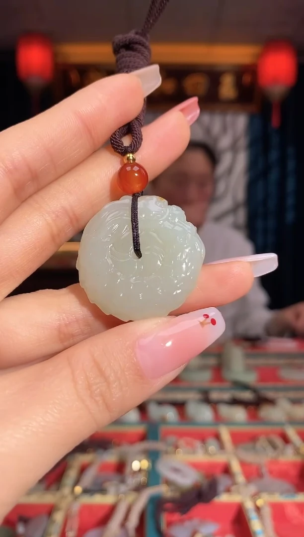 【闪购商品】和田玉颈饰未镶嵌龙扣