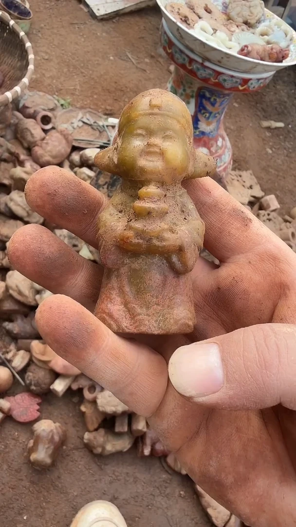 未镶嵌岫岩河磨玉（透闪石质玉）把件岫岩河磨玉