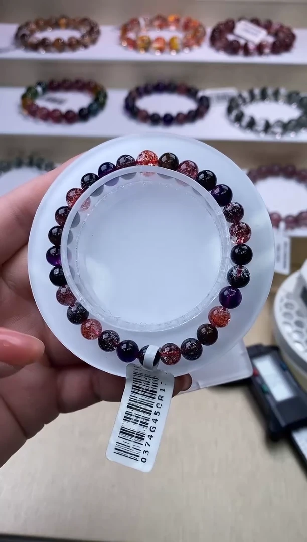 【闪购商品】水晶手链未镶嵌黑加仑超七6m+