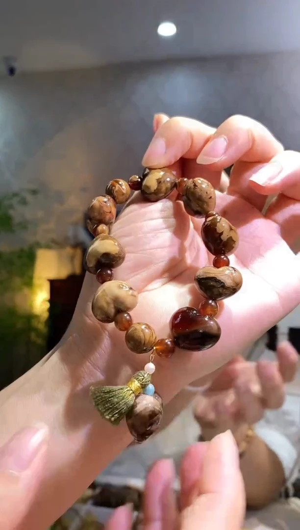 裸石琥珀未镶嵌天然琥珀蜜蜡首饰