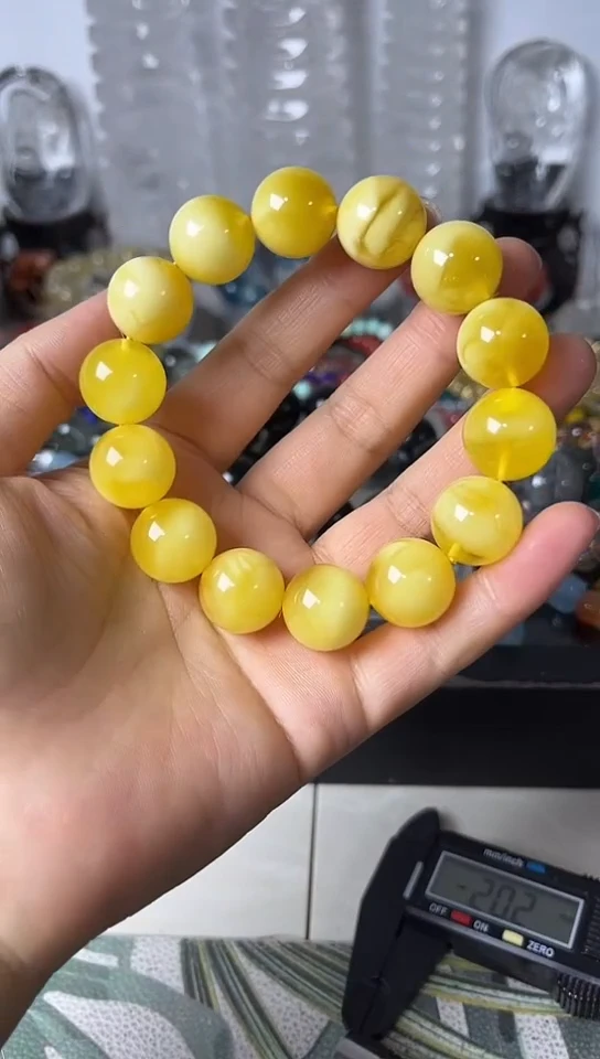 【闪购商品】琥珀手链未镶嵌矿坑