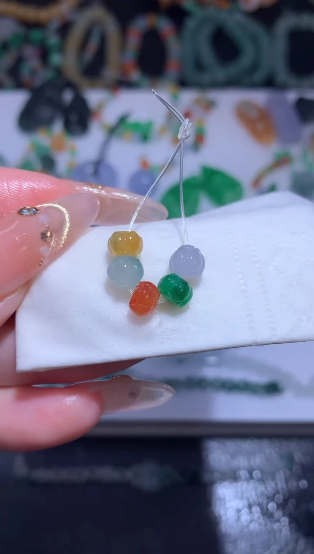 未镶嵌定制翡翠莲花珠