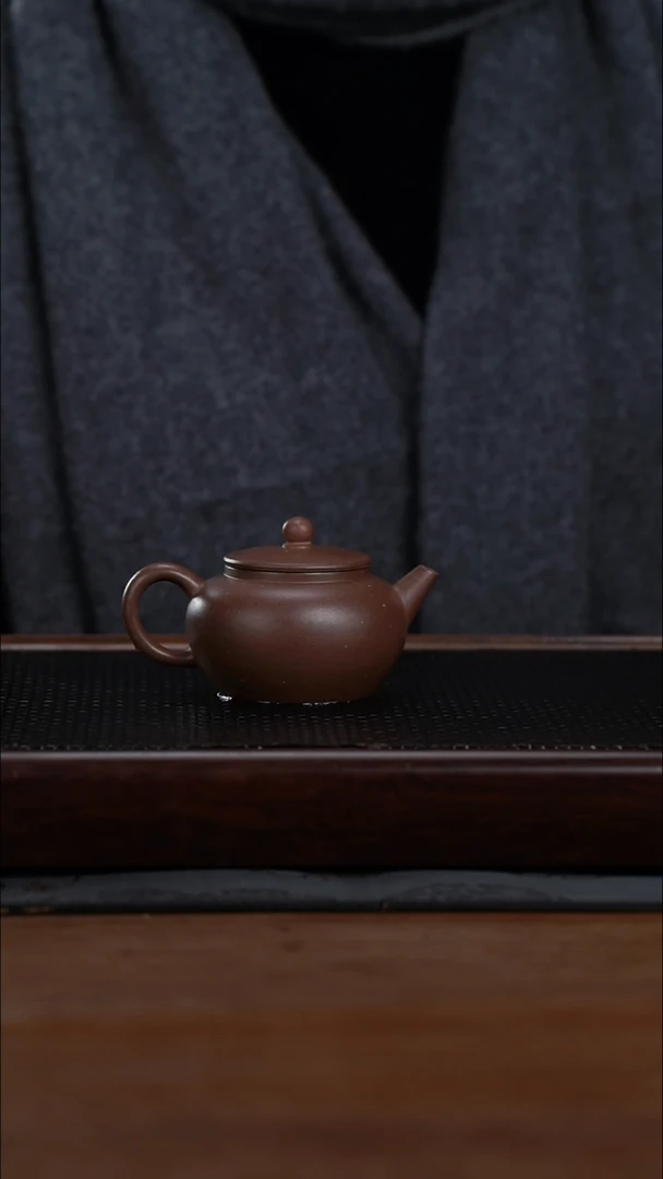 茶壶紫砂丫**拍130cc黄龙山原矿平盖莲子18