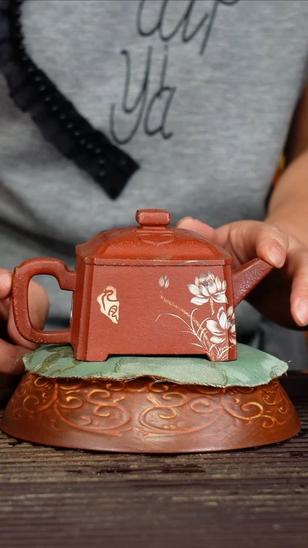 宜兴原矿紫砂壶茶壶宜兴原矿紫砂壶茶壶180C