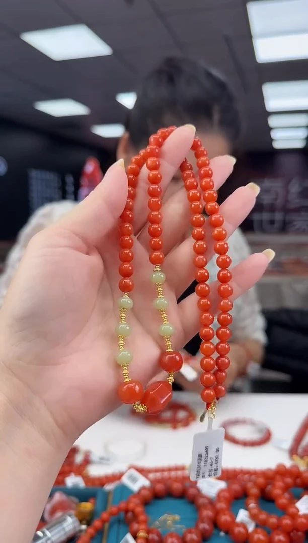 南红玛瑙珠串未镶嵌多样发其一/7/710325609