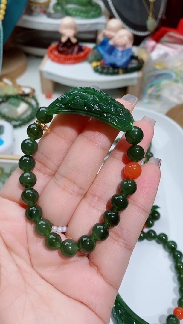 未镶嵌手链和田玉（碧玉）M****e190一个