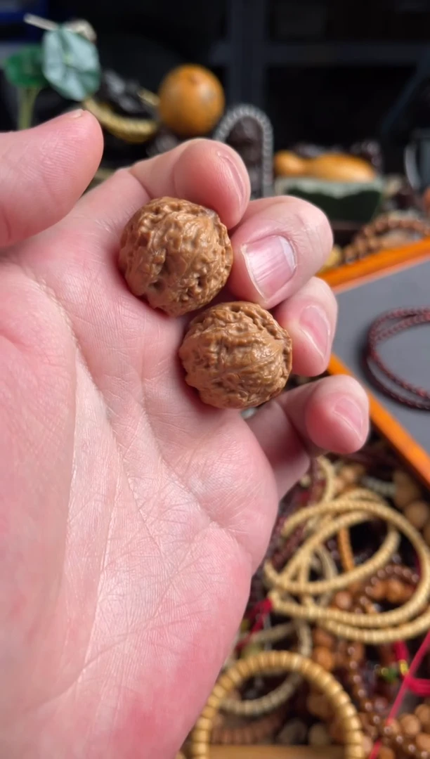 【闪购商品】文玩核桃把件王胖子文玩工作室粗筋八棱