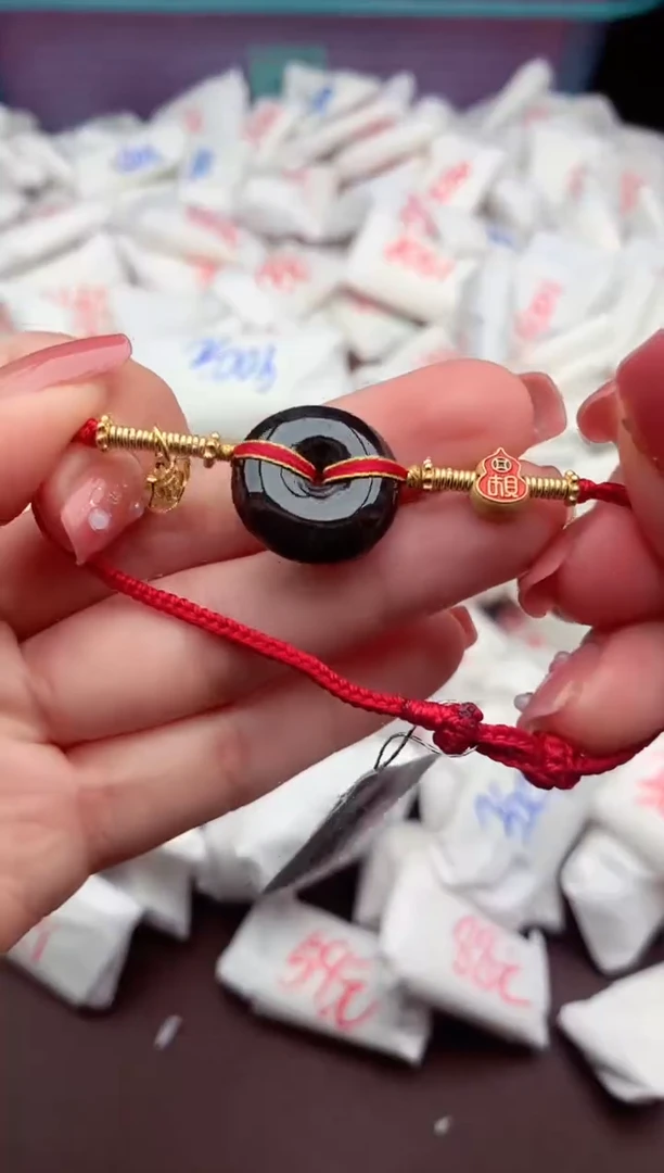 【闪购商品】翡翠手绳未镶嵌一