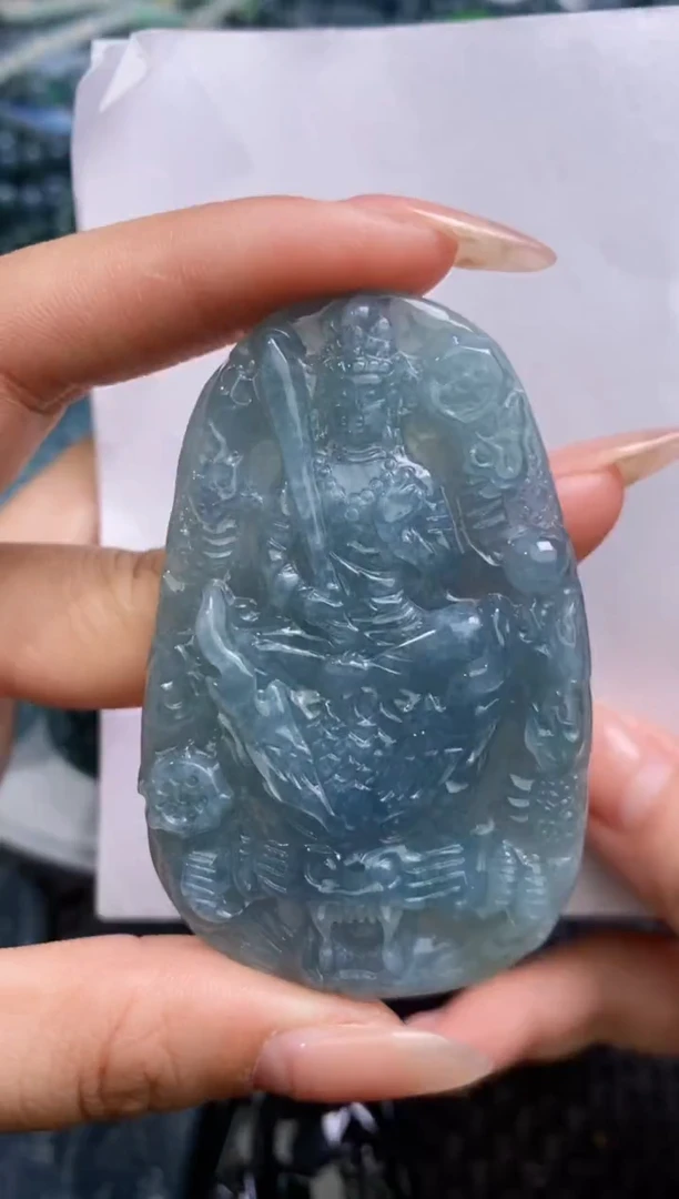 【闪购商品】翡翠颈饰未镶嵌           