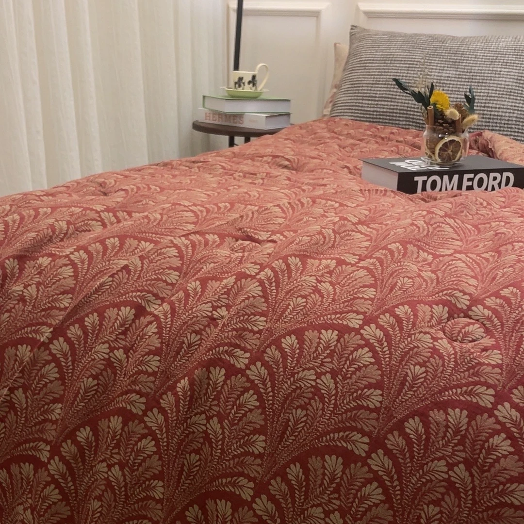 【云缦-儿童被】120cm*150cm简约轻奢抗菌控温安可红色系列床品