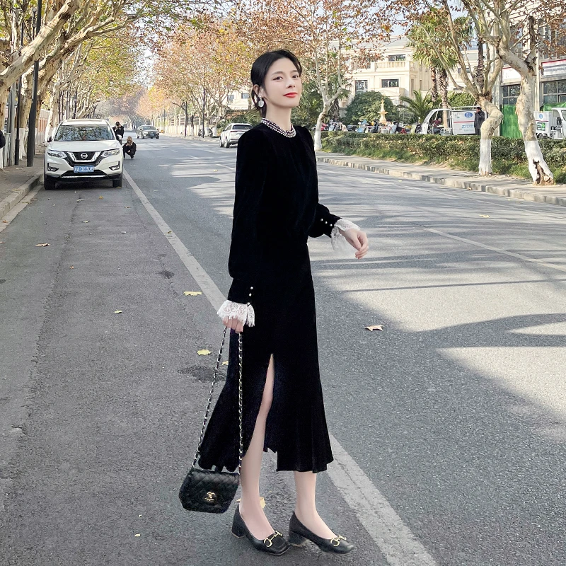2025春季新款连衣裙金丝绒法式赫本风高腰收腰气质显瘦小个子百搭