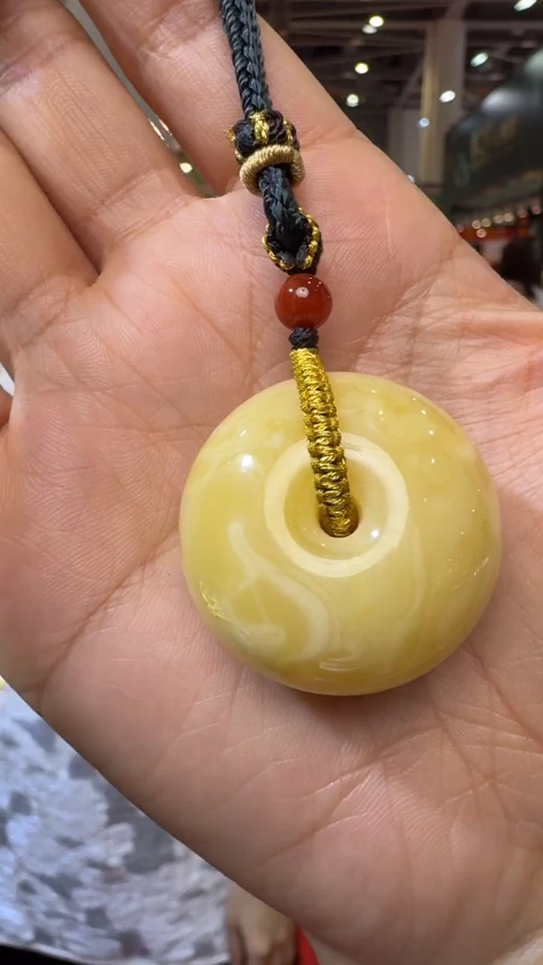 未镶嵌颈饰琥珀杭州珠宝展假一罚十
