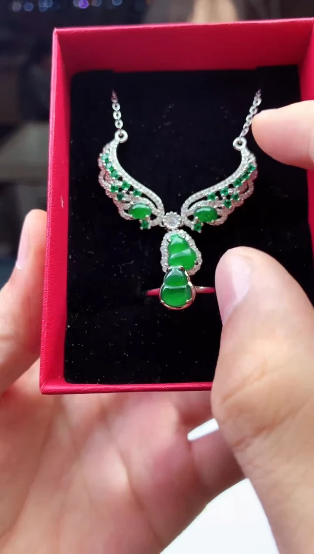 未镶嵌定制翡翠天然A货翡翠一套