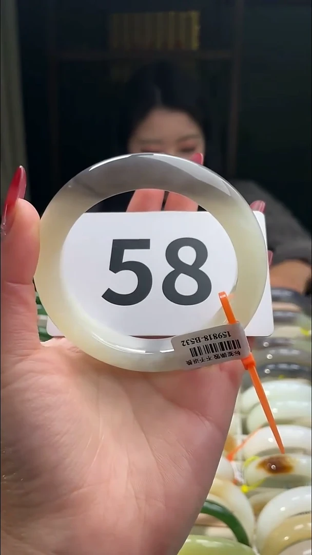 定制和田玉和田玉手镯