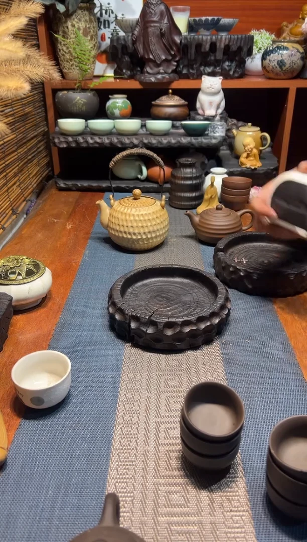 【闪购商品】香樟木木雕一物一拍